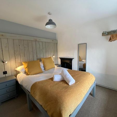 Farmhouse & Cottage At Geufron Farm - Dog Friendly Bryn-crug 외부 사진