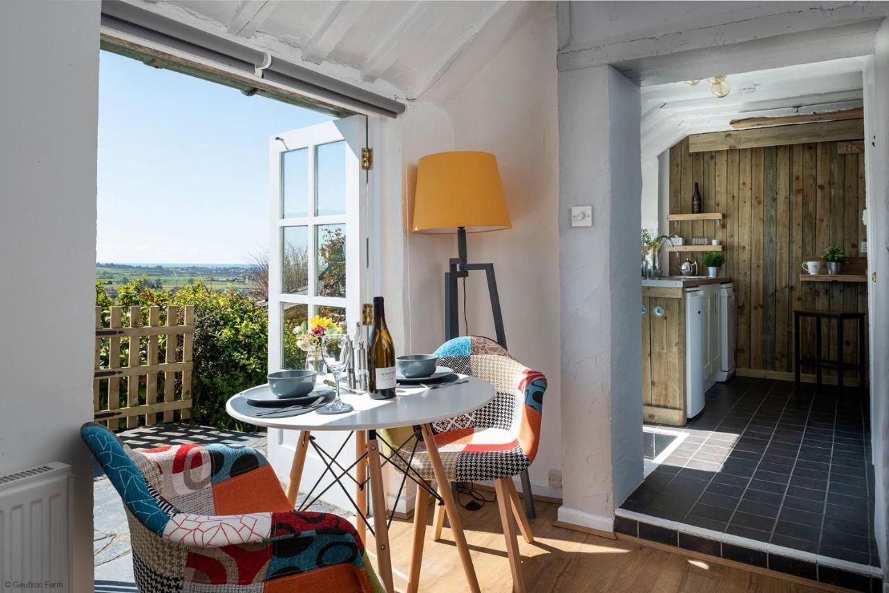 Farmhouse & Cottage At Geufron Farm - Dog Friendly Bryn-crug 외부 사진