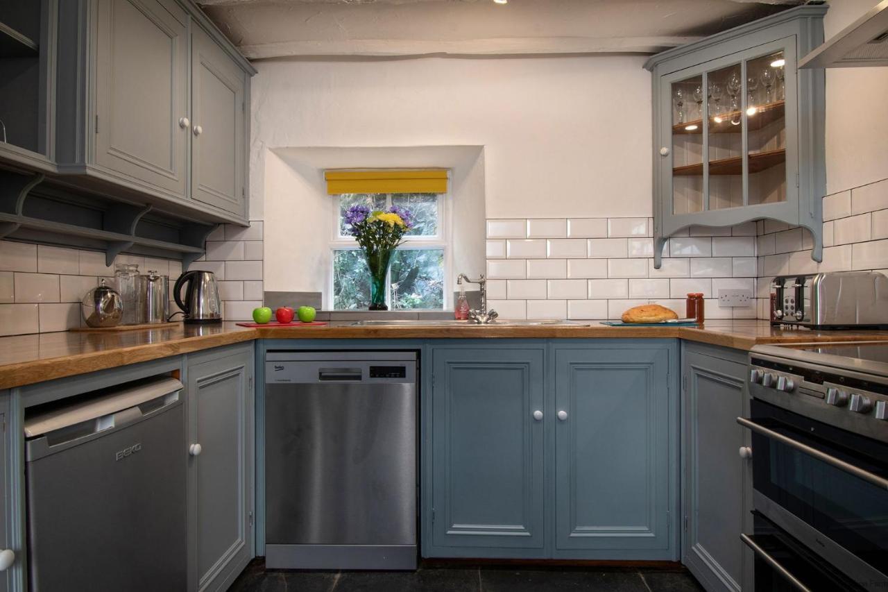 Farmhouse & Cottage At Geufron Farm - Dog Friendly Bryn-crug 외부 사진