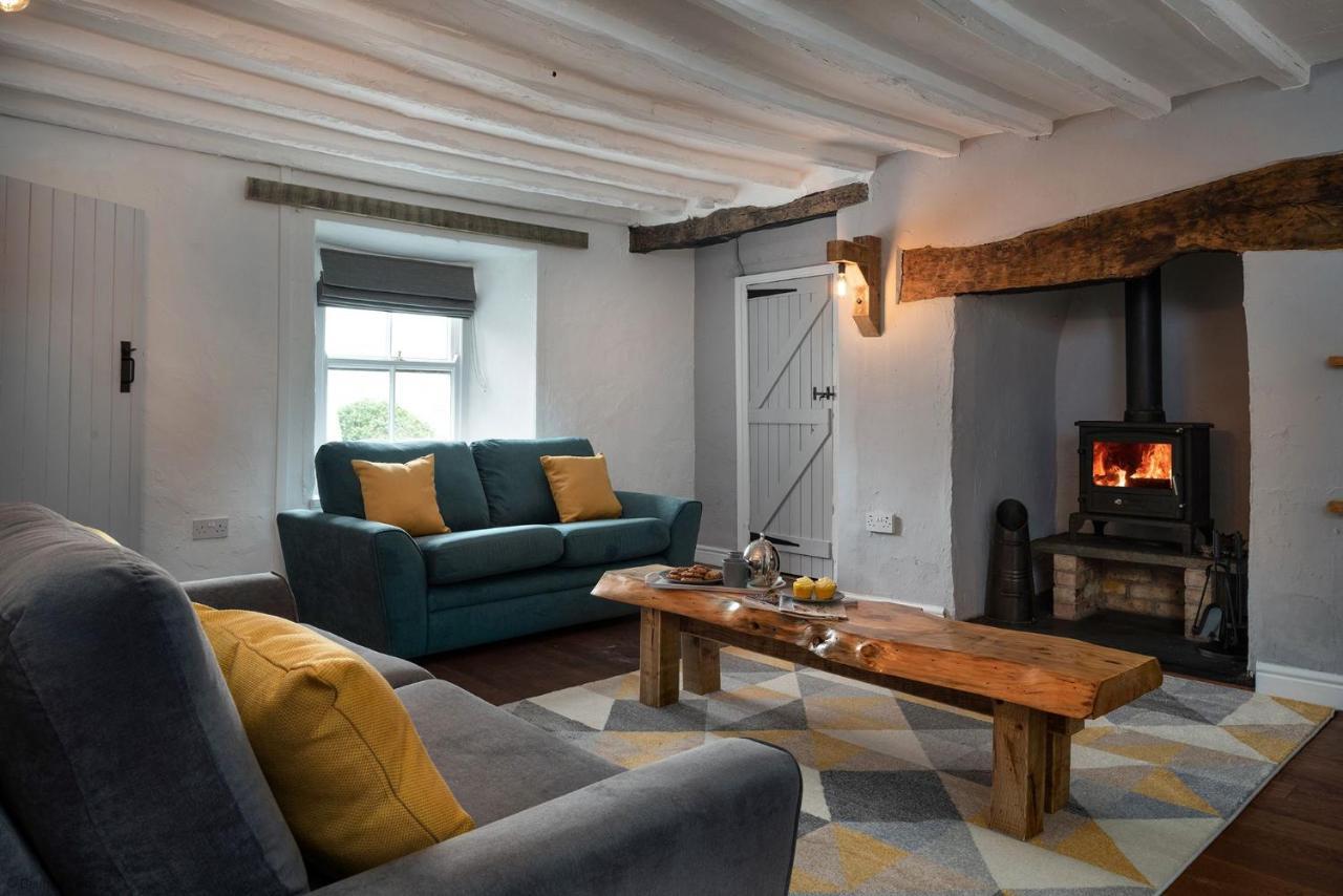 Farmhouse & Cottage At Geufron Farm - Dog Friendly Bryn-crug 외부 사진