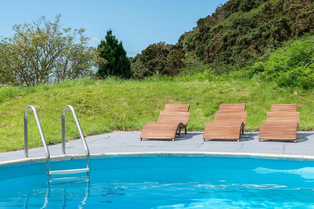 Farmhouse & Cottage At Geufron Farm - Dog Friendly Bryn-crug 외부 사진