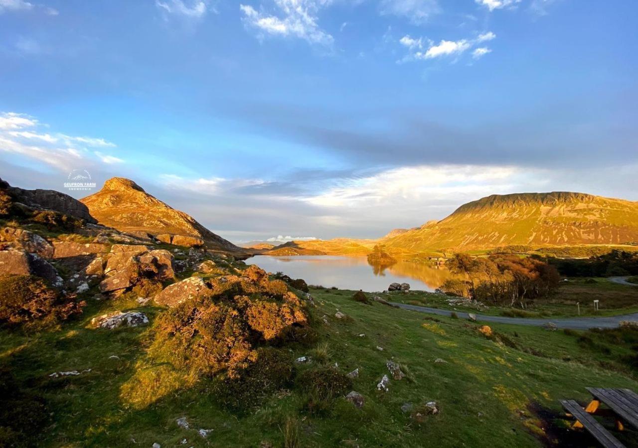 Farmhouse & Cottage At Geufron Farm - Dog Friendly Bryn-crug 외부 사진