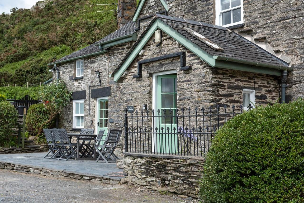 Farmhouse & Cottage At Geufron Farm - Dog Friendly Bryn-crug 외부 사진